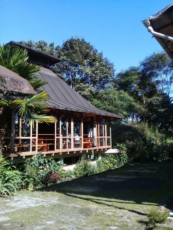 Hosteria La Roulotte - Mindo Exteriör bild